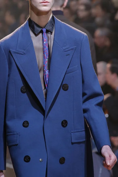 Look 72